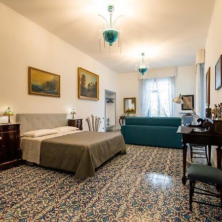 B&B D'Angleterre Σαλέρνο Εξωτερικό φωτογραφία